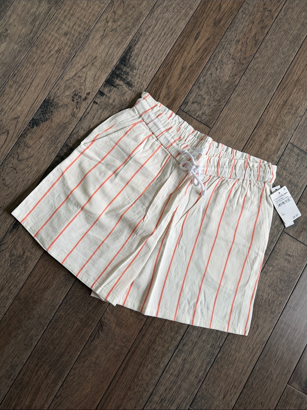 NWT Abound Paperbag High Rise Striped Drawstring Shorts in Cream & Coral